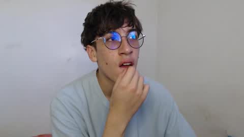 Snapshot of dio_star chatting on January 17, 2026, 8:23 pm Dio online show from January 17, 2026, 8:23 pm