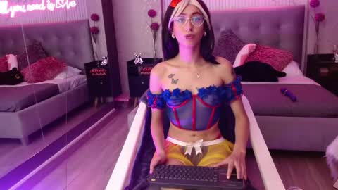 Snapshot of dione_lake chatting on May 11, 2026, 1:06 pm Dion online show from May 11, 2026, 1:06 pm