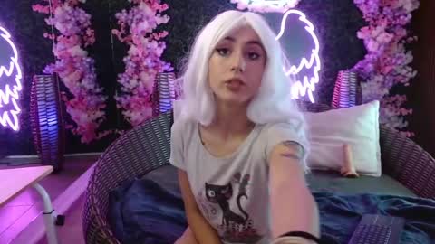 Snapshot of dione_lake chatting on May 23, 2026, 1:04 pm Dion online show from May 23, 2026, 1:04 pm