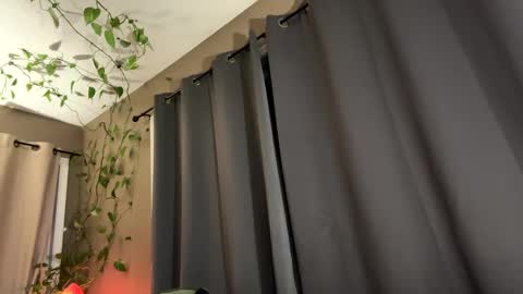 dionysianlove online show from December 23, 2024, 2:02 am