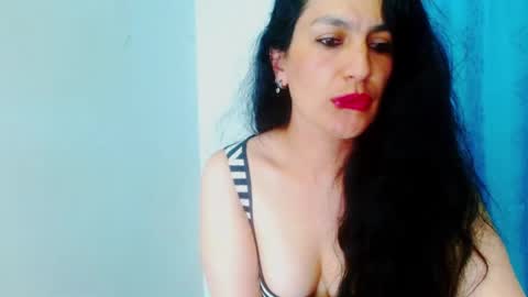 Snapshot of diosa_gil chatting on April 11, 2026, 1:43 am diosa_gil online show from April 11, 2026, 1:43 am