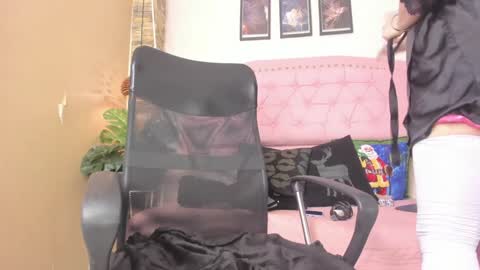 DIOSA online show from February 2, 2025, 11:11 pm