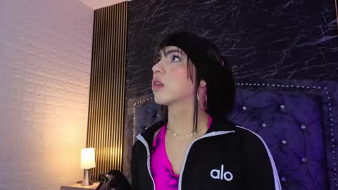 DIOSA online show from September 24, 2025, 8:12 pm