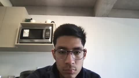 dioslatino online show from November 17, 2025, 2:34 pm