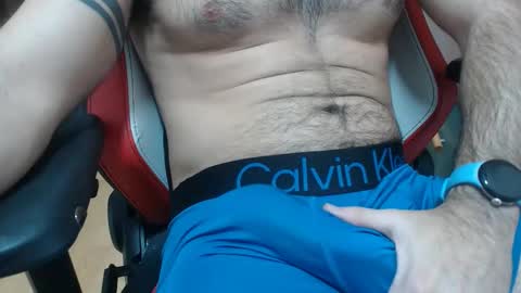 Z online show from November 4, 2025, 4:33 am