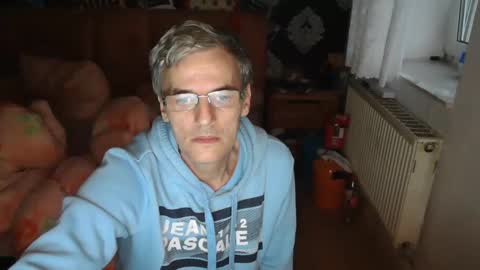 Snapshot of dirk6873 chatting on January 29, 2025, 6:33 am Adam Carla online show from January 29, 2025, 6:33 am