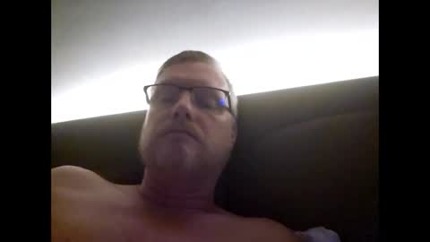 Snapshot of dirkkie1975 chatting on April 8, 2026, 7:25 pm dirkkie1975 online show from April 8, 2026, 7:25 pm