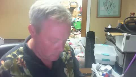 DirtkPitt Fun guy working online show from December 21, 2024, 6:23 pm