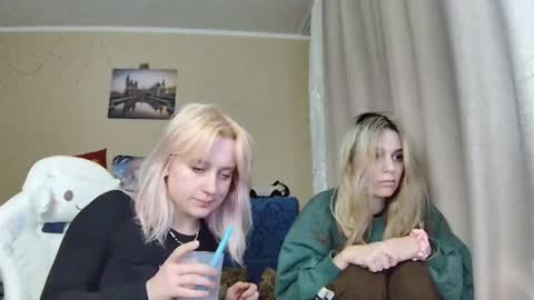 Snapshot of dirty_kiss69 chatting on April 29, 2026, 8:15 pm Dirty Kiss69 online show from April 29, 2026, 8:15 pm