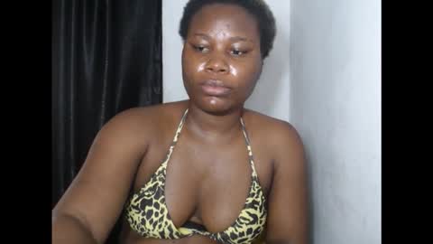 Snapshot of dirtyangel70 chatting on February 5, 2026, 7:02 am Dirtyangel online show from February 5, 2026, 7:02 am