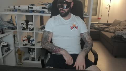 Robert online show from January 17, 2025, 8:22 pm