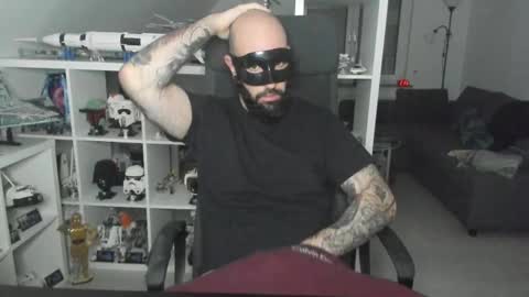 Robert online show from November 3, 2025, 1:40 am