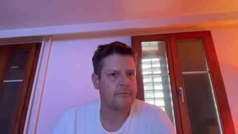 Jan online show from February 25, 2025, 7:09 am