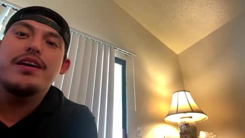 Snapshot of dirtychuck2469 chatting on April 14, 2026, 2:23 pm dirtychuck2469 online show from April 14, 2026, 2:23 pm