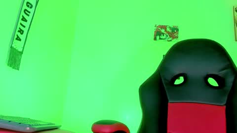 Snapshot of dirtygamesnaomy chatting on September 27, 2025, 3:55 am Naomy online show from September 27, 2025, 3:55 am