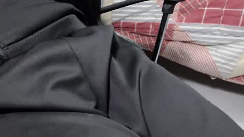 dirtyman8603 online show from February 22, 2025, 9:23 am