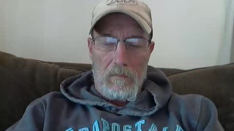 Snapshot of dirtynastyoldman chatting on March 8, 2025, 5:22 pm dirtynastyoldman online show from March 8, 2025, 5:22 pm