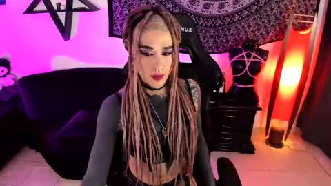 ONIX  online show from November 9, 2025, 7:01 pm