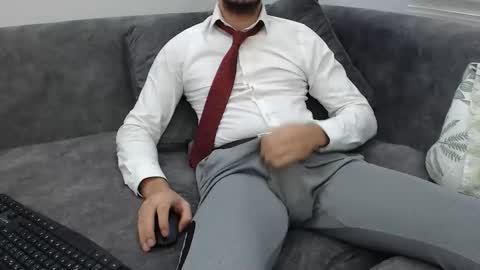 Snapshot of dirtyybooyy77 chatting on November 16, 2025, 9:42 pm dirtyybooyy77 online show from November 16, 2025, 9:42 pm