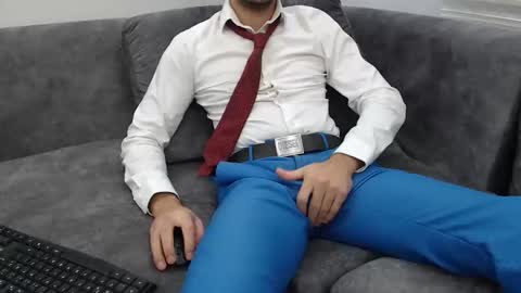 Snapshot of dirtyybooyy77 chatting on November 30, 2025, 11:31 pm dirtyybooyy77 online show from November 30, 2025, 11:31 pm