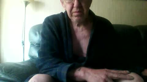 Snapshot of discovery63 chatting on May 20, 2026, 8:42 am discovery63 online show from May 20, 2026, 8:42 am