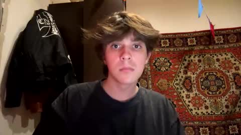 Snapshot of diskii07 chatting on September 17, 2025, 8:32 pm diskii07 online show from September 17, 2025, 8:32 pm