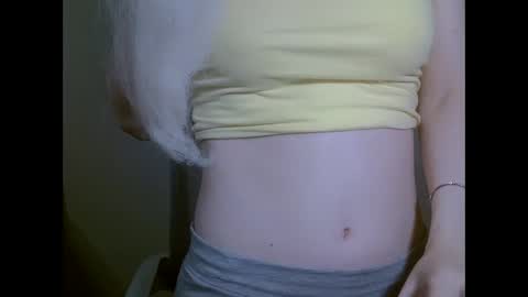 Snapshot of ditamilton chatting on October 24, 2025, 6:15 pm DitaMilton online show from October 24, 2025, 6:15 pm