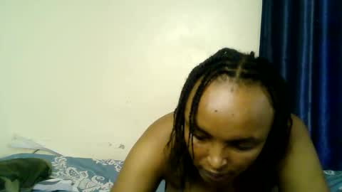 Snapshot of diva_cheupe chatting on April 16, 2026, 10:05 am diva_cheupe online show from April 16, 2026, 10:05 am