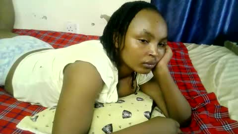 Snapshot of diva_cheupe chatting on April 20, 2026, 7:55 am diva_cheupe online show from April 20, 2026, 7:55 am