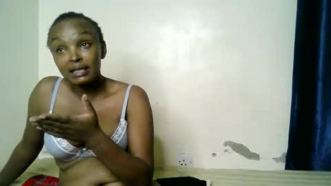 Snapshot of diva_cheupe chatting on May 12, 2026, 6:38 pm diva_cheupe online show from May 12, 2026, 6:38 pm