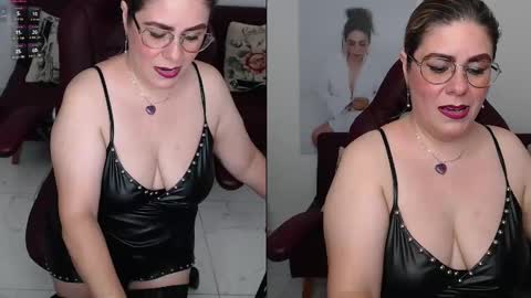 Snapshot of diva_milf chatting on February 7, 2025, 10:30 pm Diva online show from February 7, 2025, 10:30 pm