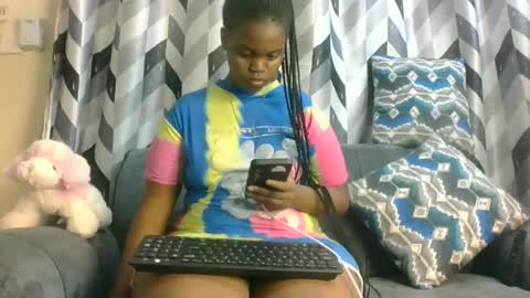 diva_queen495161 online show from March 7, 2025, 12:01 pm