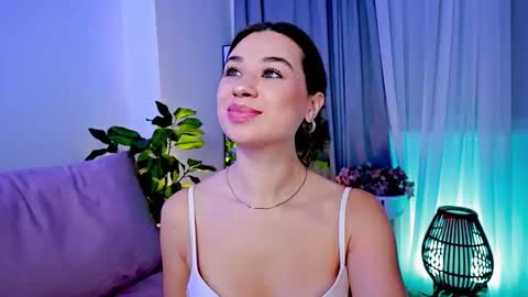 Tia online show from February 22, 2026, 7:01 pm