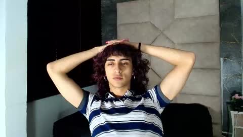 Snapshot of divine____ chatting on June 24, 2026, 9:03 pm DIVINE online show from June 24, 2026, 9:03 pm