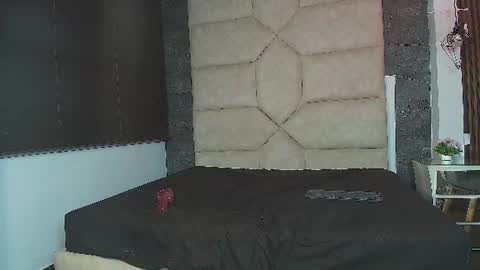 Snapshot of divine____ chatting on July 22, 2026, 10:56 pm DIVINE online show from July 22, 2026, 10:56 pm