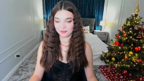 Hannah online show from December 17, 2025, 4:18 am