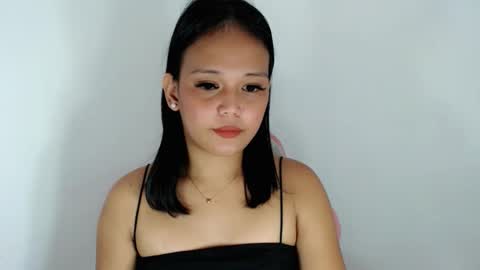Crystal mae online show from May 22, 2026, 4:56 pm