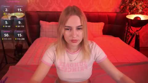 Snapshot of divinejasss chatting on September 8, 2025, 7:57 pm DivineJasss online show from September 8, 2025, 7:57 pm