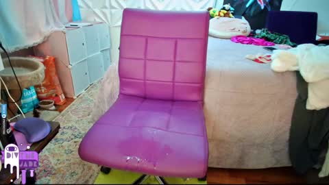 Jade Divyne online show from December 8, 2024, 9:24 am