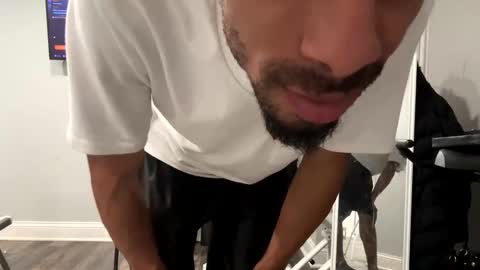 dixkzilla online show from October 24, 2025, 8:27 pm