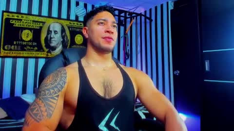 Snapshot of dixon_ray_ chatting on December 18, 2024, 12:43 am Dixon online show from December 18, 2024, 12:43 am