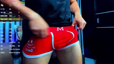 Snapshot of dixon_ray_ chatting on February 7, 2025, 3:12 am Dixon online show from February 7, 2025, 3:12 am