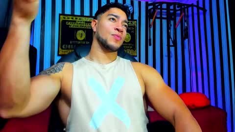 Snapshot of dixon_ray_ chatting on February 13, 2025, 12:57 am Dixon online show from February 13, 2025, 12:57 am