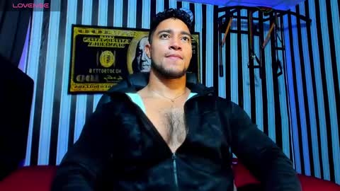 Snapshot of dixon_ray_ chatting on February 25, 2025, 12:47 am Dixon online show from February 25, 2025, 12:47 am