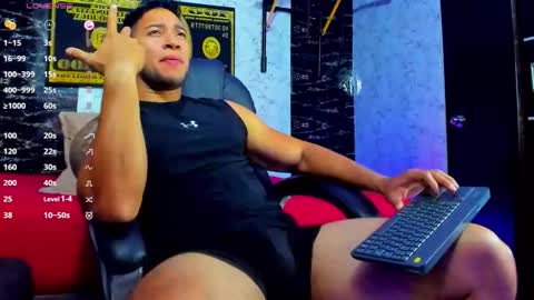 Snapshot of dixon_ray_ chatting on September 16, 2025, 1:06 am Dixon online show from September 16, 2025, 1:06 am