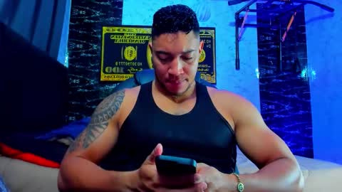 Snapshot of dixon_ray_ chatting on November 12, 2025, 11:58 pm Dixon online show from November 12, 2025, 11:58 pm