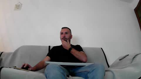 Djo online show from December 12, 2024, 10:31 pm