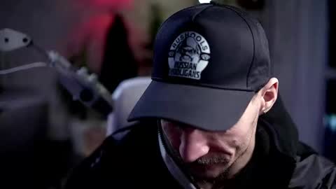 Snapshot of dl_raven chatting on October 30, 2025, 7:21 am Silverhand online show from October 30, 2025, 7:21 am