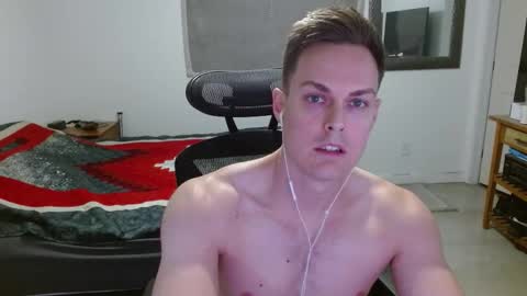 Snapshot of dmoney212 chatting on February 5, 2026, 2:49 am dmoney212 online show from February 5, 2026, 2:49 am