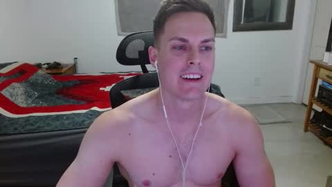 Snapshot of dmoney212 chatting on February 14, 2026, 6:21 am dmoney212 online show from February 14, 2026, 6:21 am